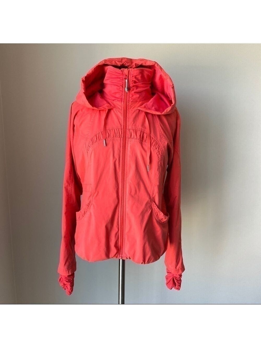 𝅺lululemon Red Orange Light Hooded Jacket Size 8 Ruffle Trim Thumb Holes